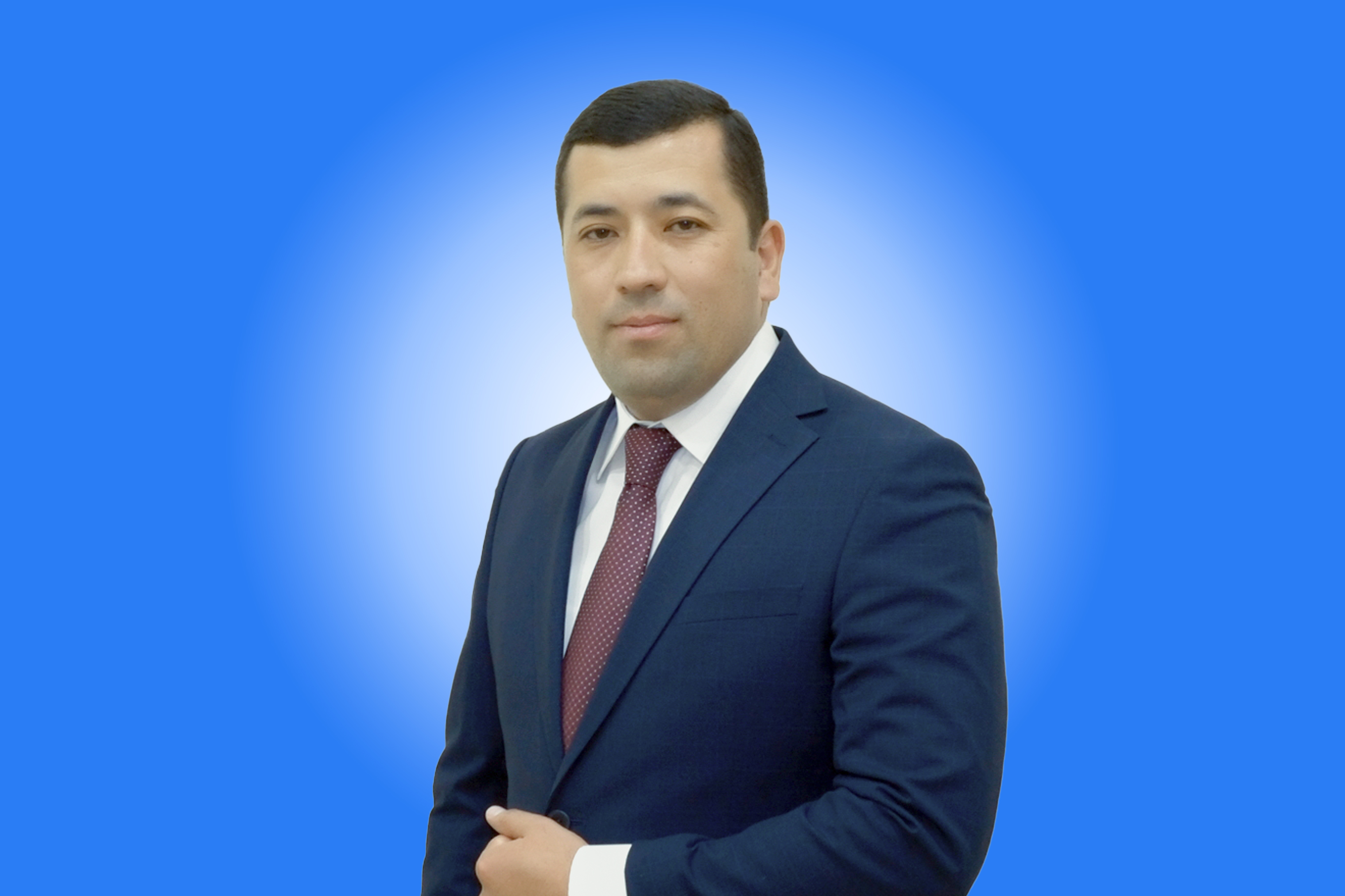 Nasirov Abdulaziz Axmatullayevich, Xalq deputatlari Yunusobod tuman Kengashiga 22- Qashqar saylov okrugidan saylangan.  U 1986 yili Toshkent shahrida tug‘ilgan. Millati o‘zbek. Ma’lumoti Oliy, 2011 yil Toshkent pediateriya  tibbiyot institutini tamomlagan. 2014 yil Toshkent pediatriya tibbiyot instituti pediatriya ishi. Mutaxassisligi tibbiy psixologiya. O‘zbekiston  “Adolat” SDP a’zosi.  Hozirda  Toshkent pediatriya tibbiyot instituti ishlar boshqarmasi boshlig‘i lavozimida faoliyat ko‘rsatadi. U  Buyuk Turon, Qashqar hamda Matonat mahallalariga biriktirilgan.  Telefon raqami: 90 916-11-00